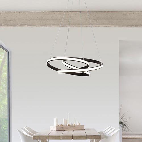 Illuminazione del soggiorno con lampadario Sikrea Giove 2406